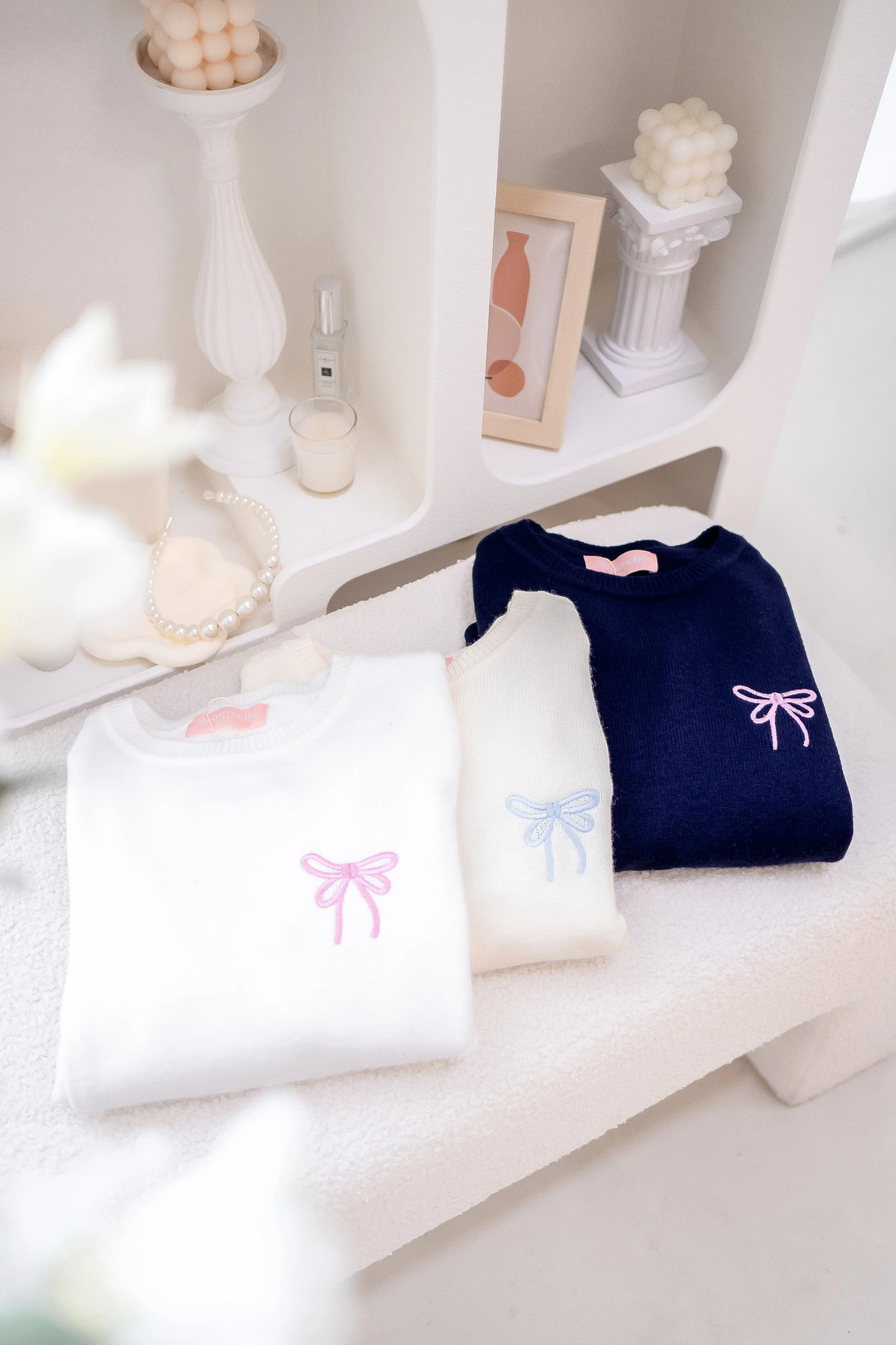 ALLURE RIBBON SWEATER IN WHITE