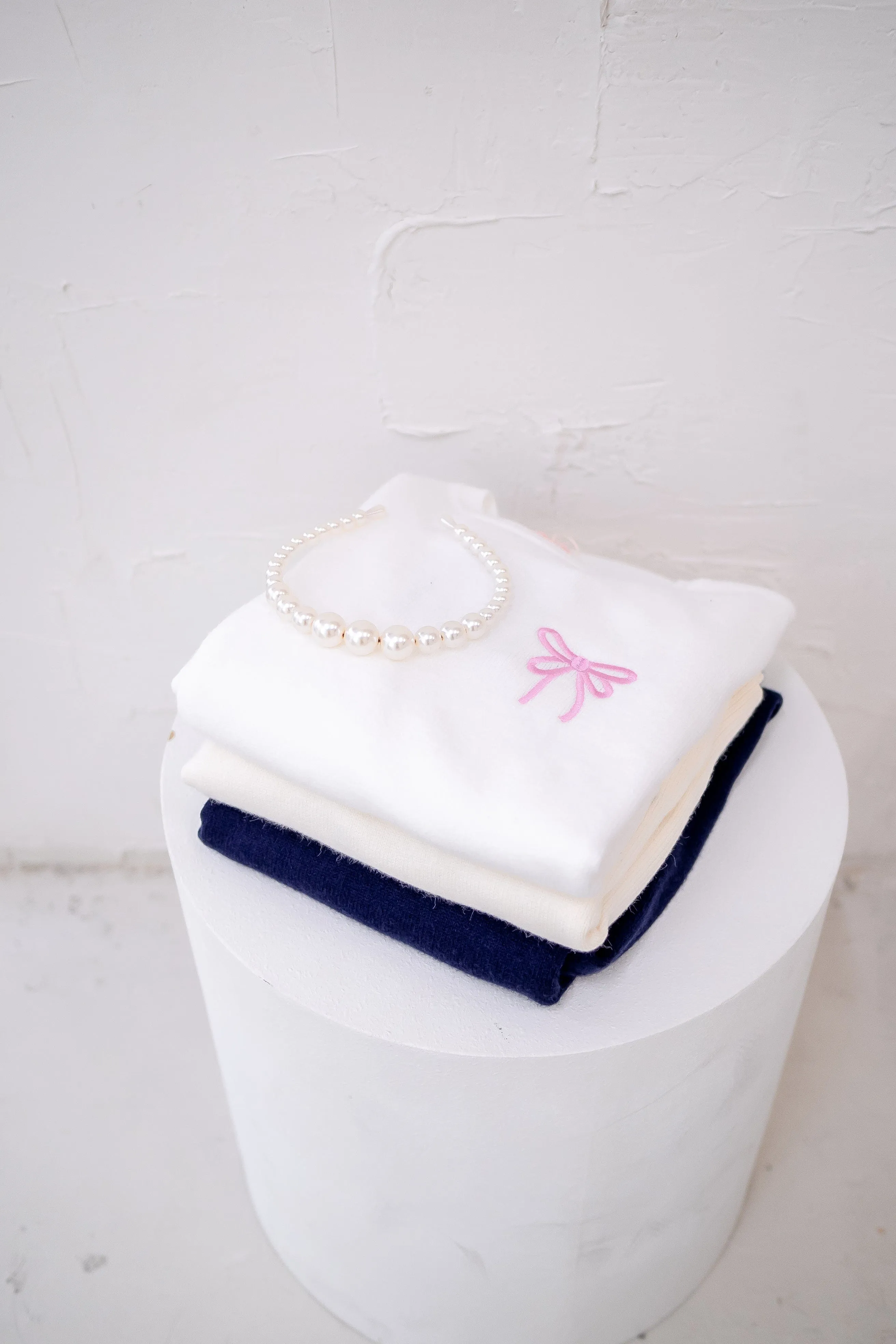 ALLURE RIBBON SWEATER IN WHITE