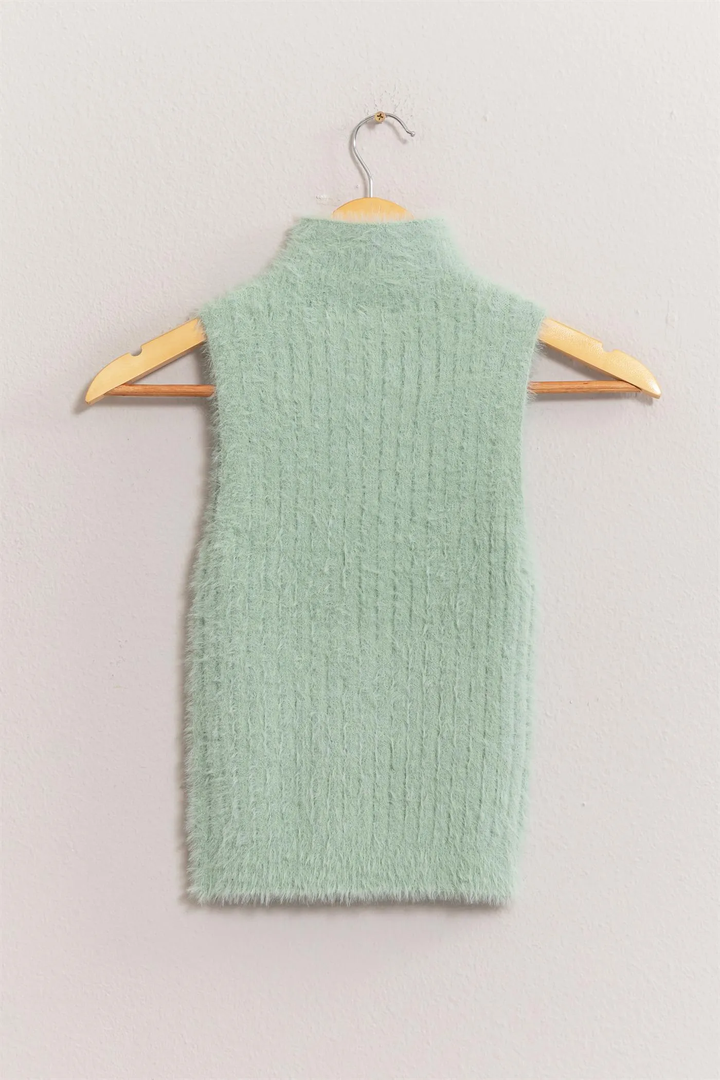 DZ24F139-High Neck Sleeveless Knit Top