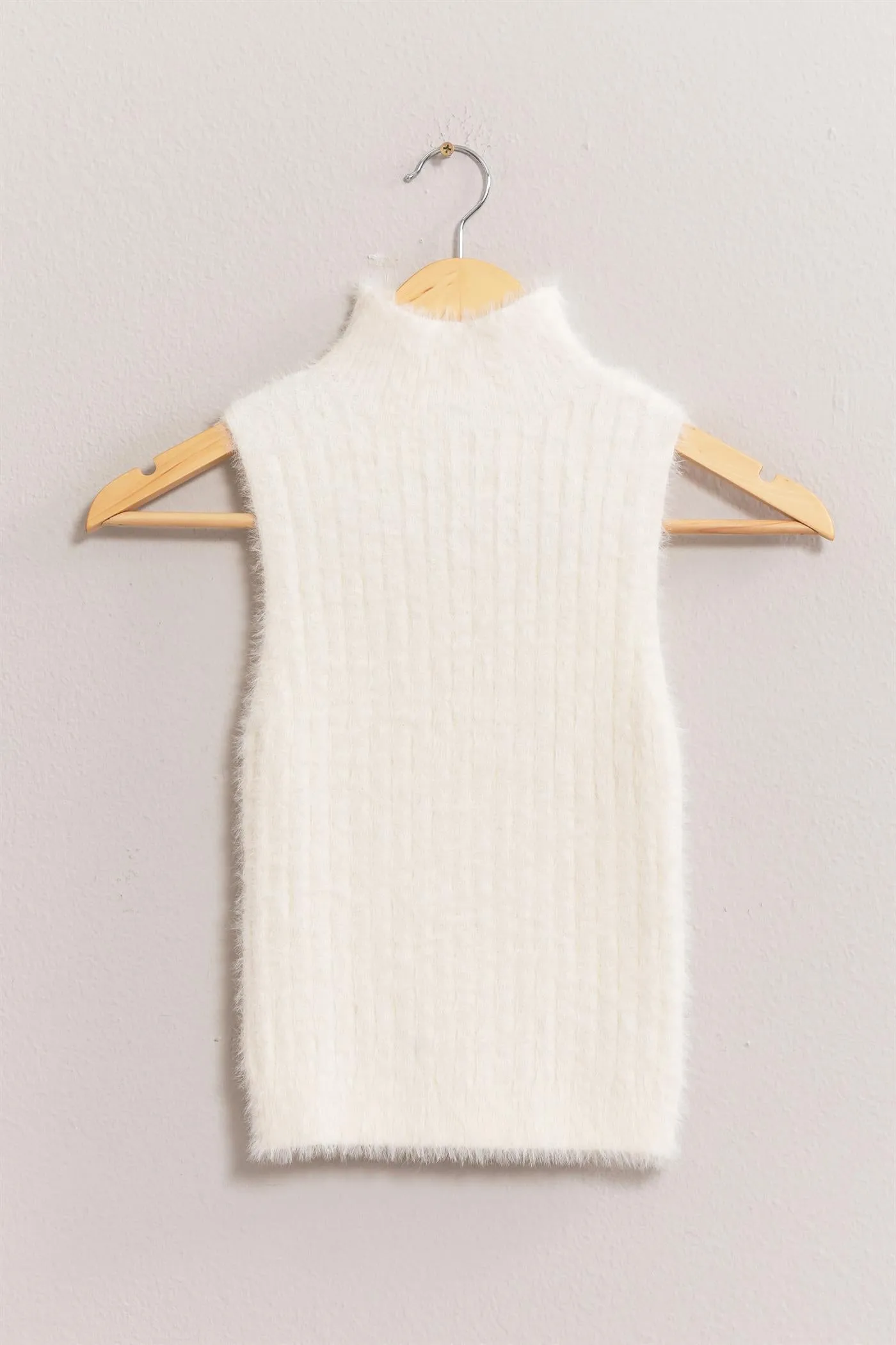 DZ24F139-High Neck Sleeveless Knit Top