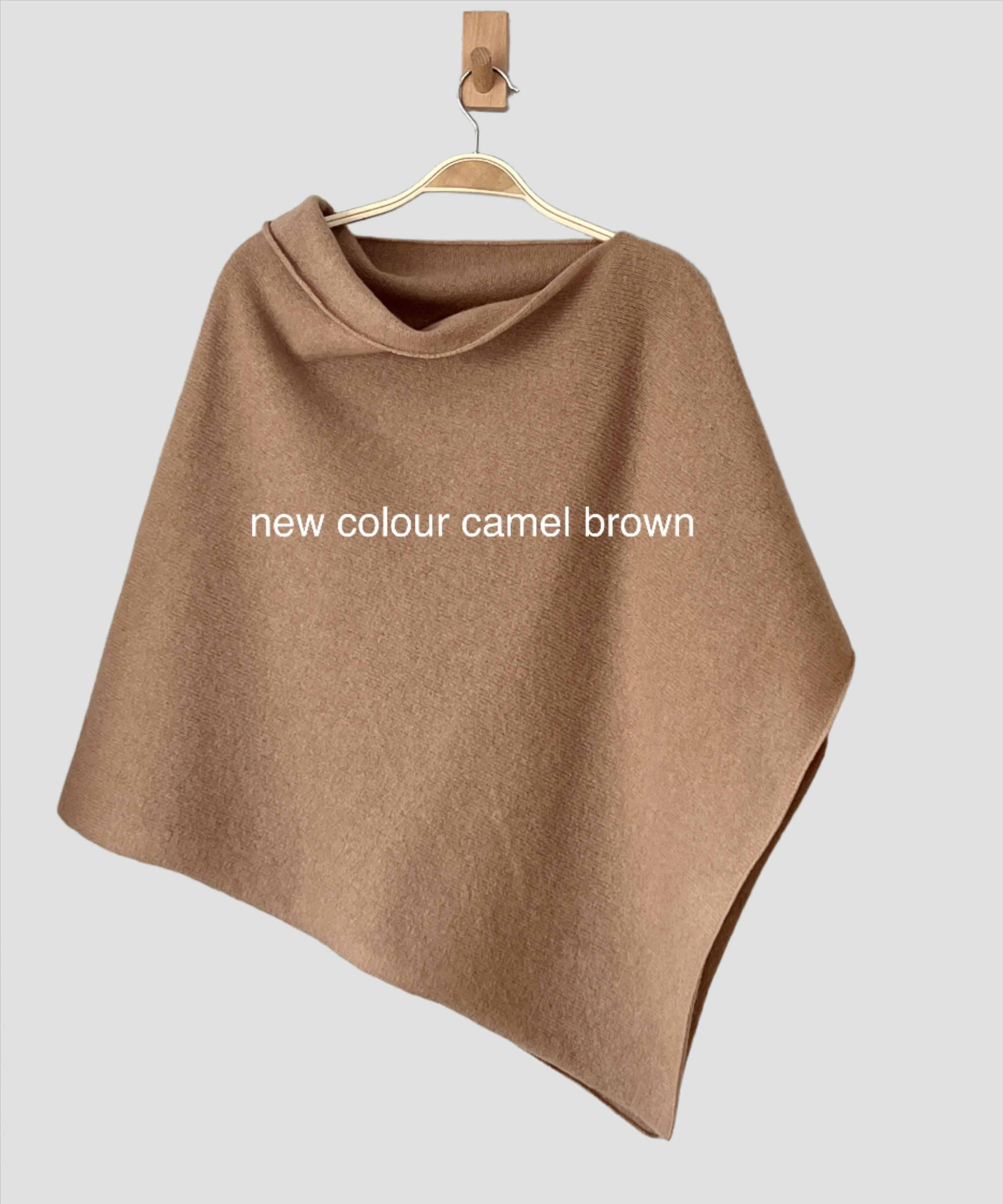 Poncho Soft Merino Lambswool Camel Brown