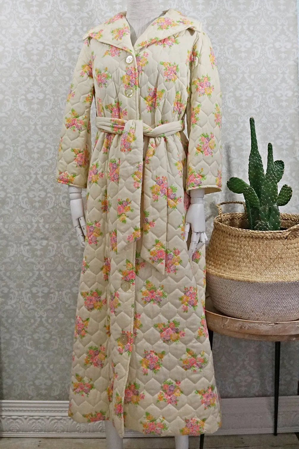 Vintage Quilted Floral Robe
